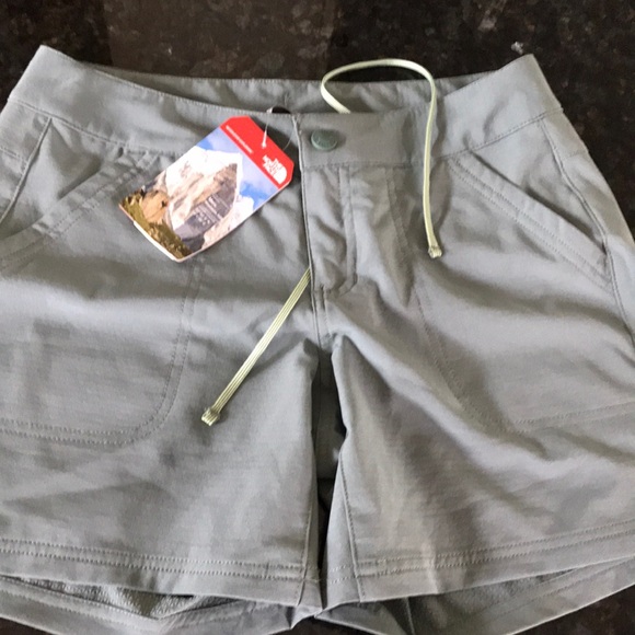 The North Face Pants - North face shorts size 4 brand new with tags